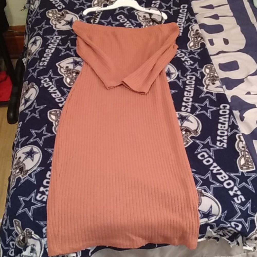 Off the shoulder, half sleeve, slim fit dress